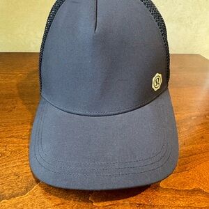 Lululemon Black Mesh Cap